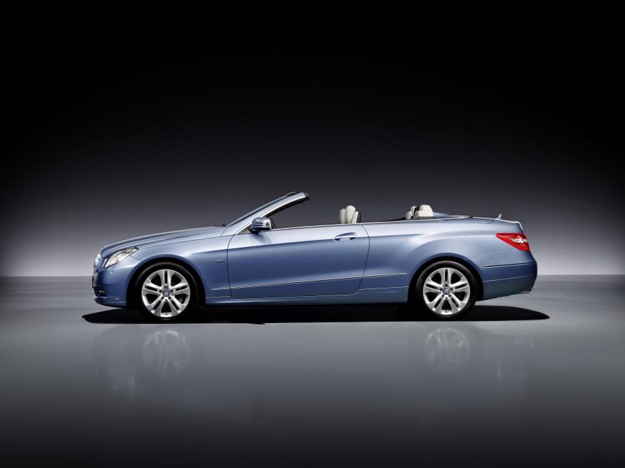  Mercedes-Benz E-Class Cabriolet 2011 года  (фото 33 из 108)